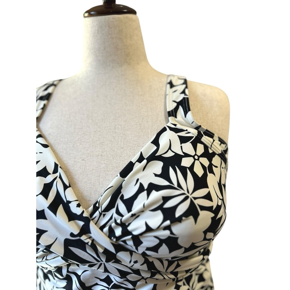 Lands End Black White Havana Floral Underwire Tankini SWIM TOP 16G Stretch